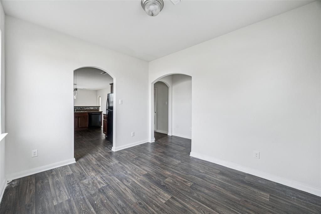 1020 Walnut Ridge Drive, Hutchins, TX 75141