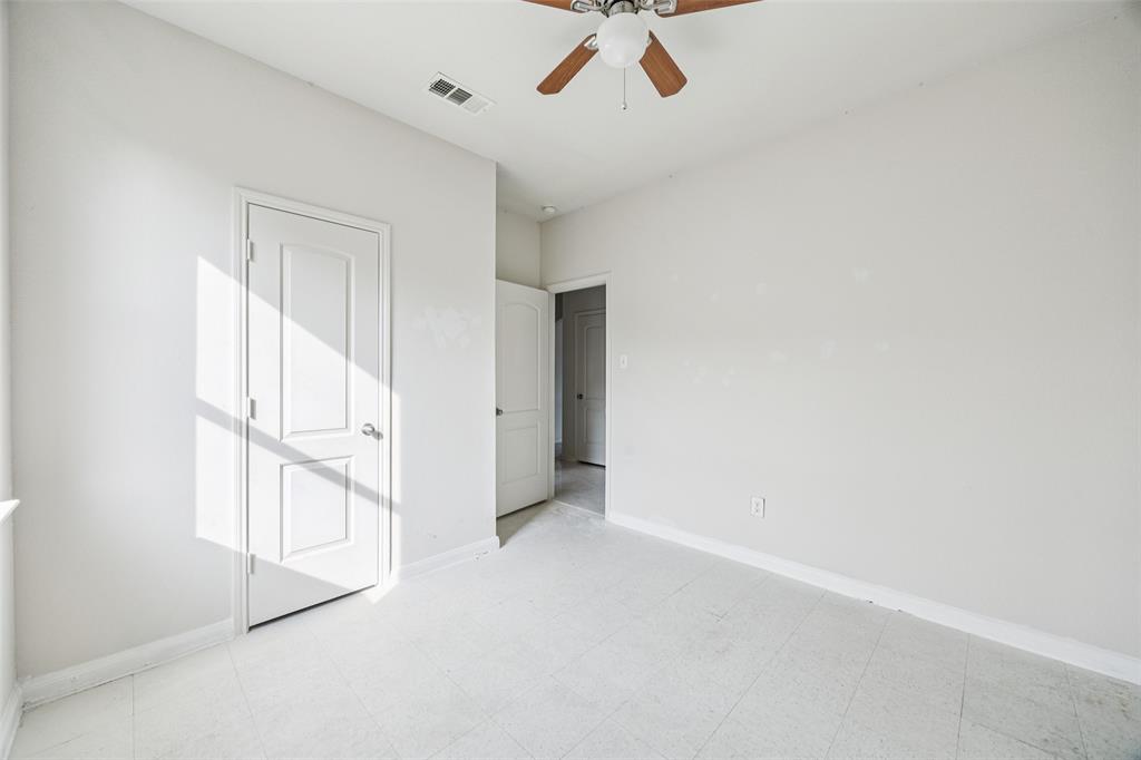 1020 Walnut Ridge Drive, Hutchins, TX 75141