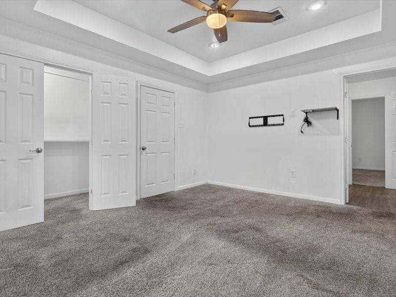 6633 Emhouse Street, Dallas, TX 75232