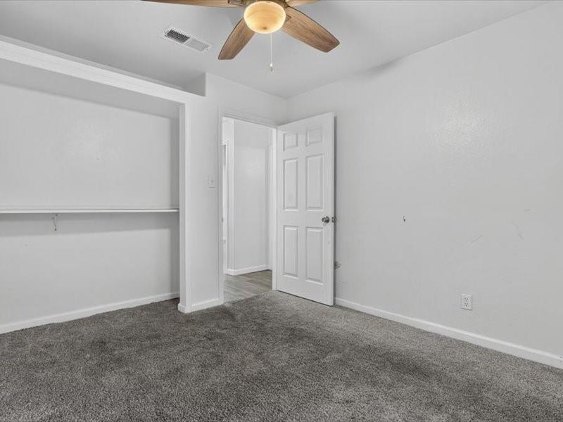 6633 Emhouse Street, Dallas, TX 75232