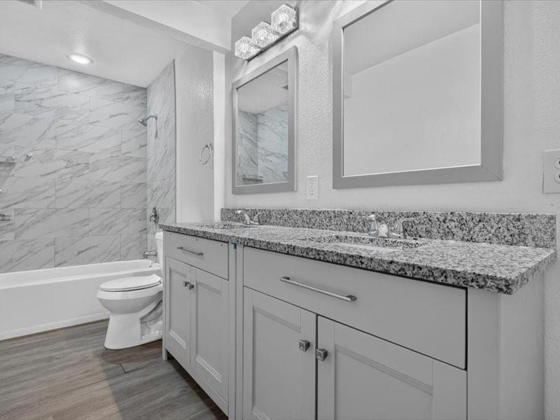 6633 Emhouse Street, Dallas, TX 75232
