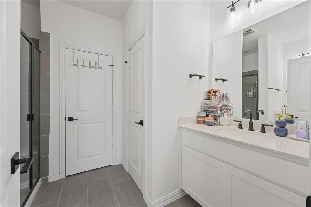 7562 Edgeware Road, Dallas, TX 75228