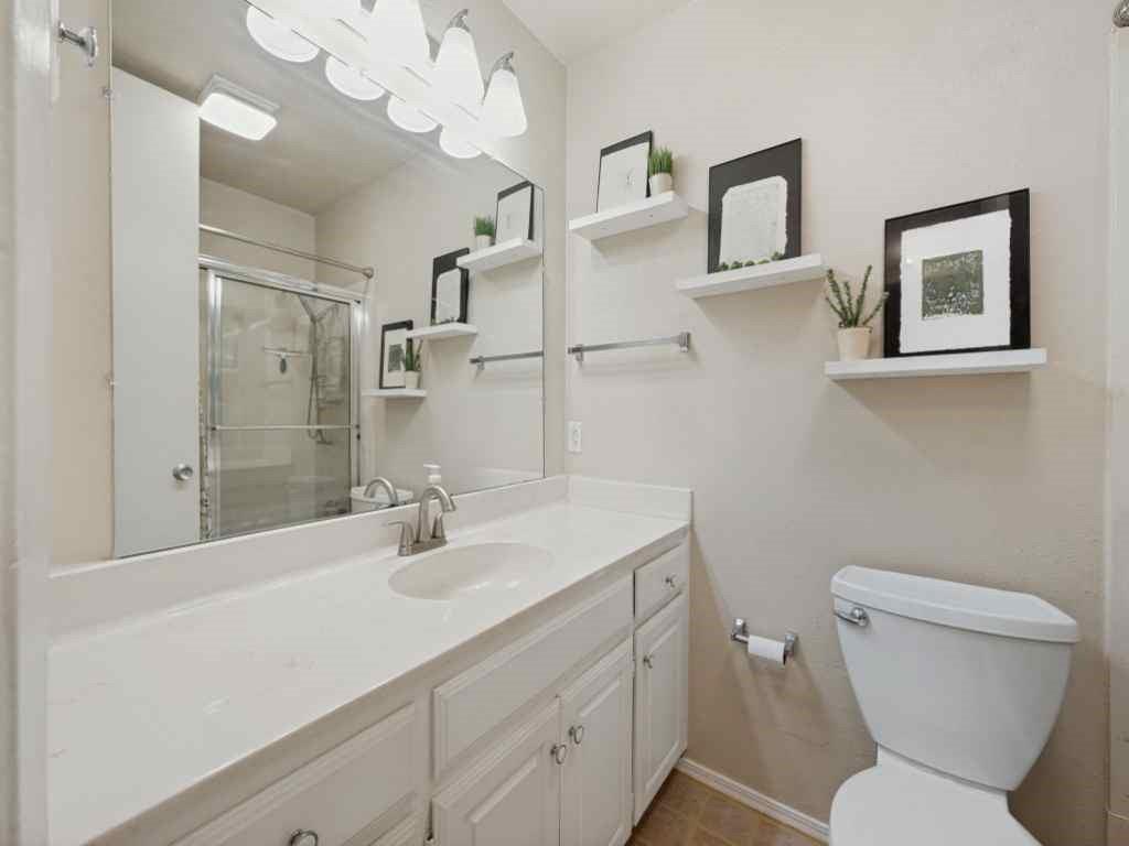 3032 Hollandale Lane, Farmers Branch, TX 75234