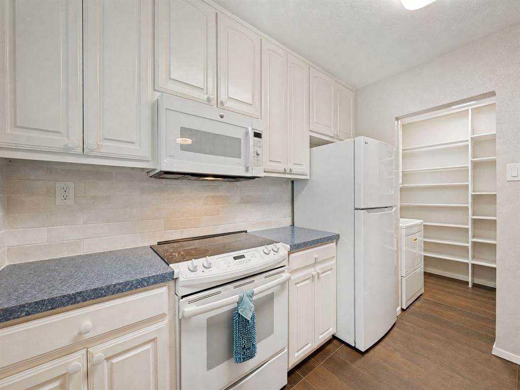 3032 Hollandale Lane, Farmers Branch, TX 75234