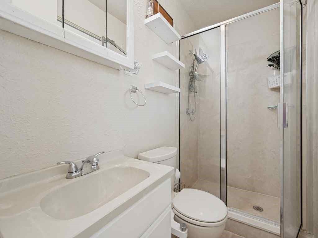 3032 Hollandale Lane, Farmers Branch, TX 75234