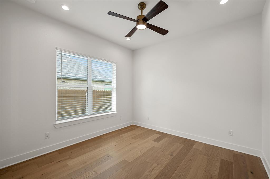 1317 Tahonta Drive, Hewitt, TX 76643
