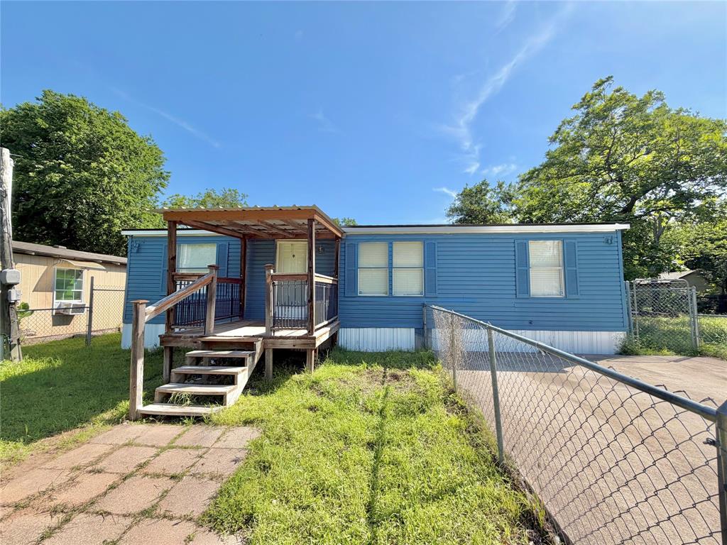 2022 Parrish Street, Waco, TX 76705 2022 Parrish Street, Waco, TX 76705
