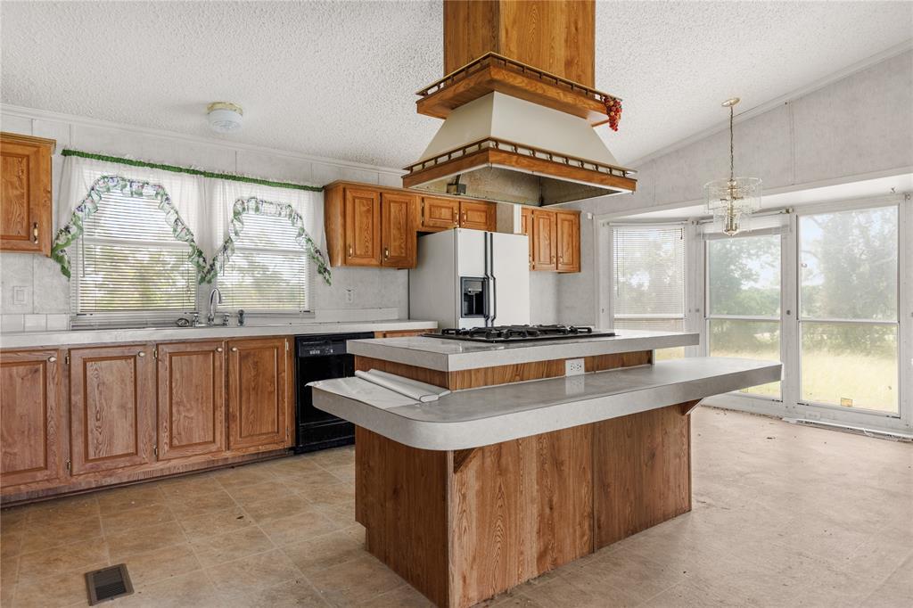 1413 Water Well Road, Lorena, TX 76655