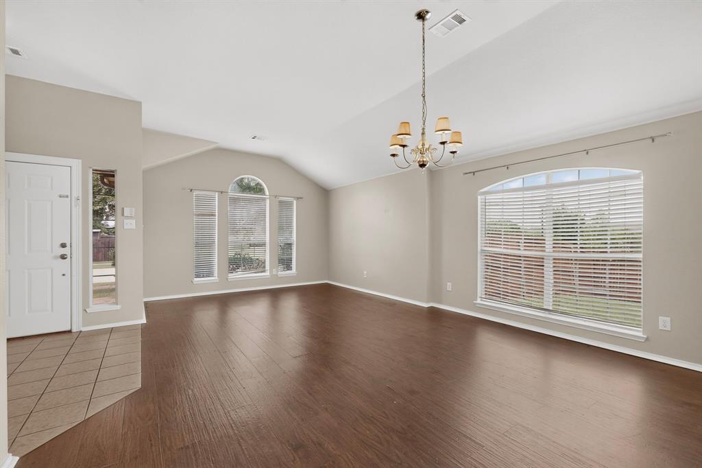 101 Wandering Drive, Forney, TX 75126