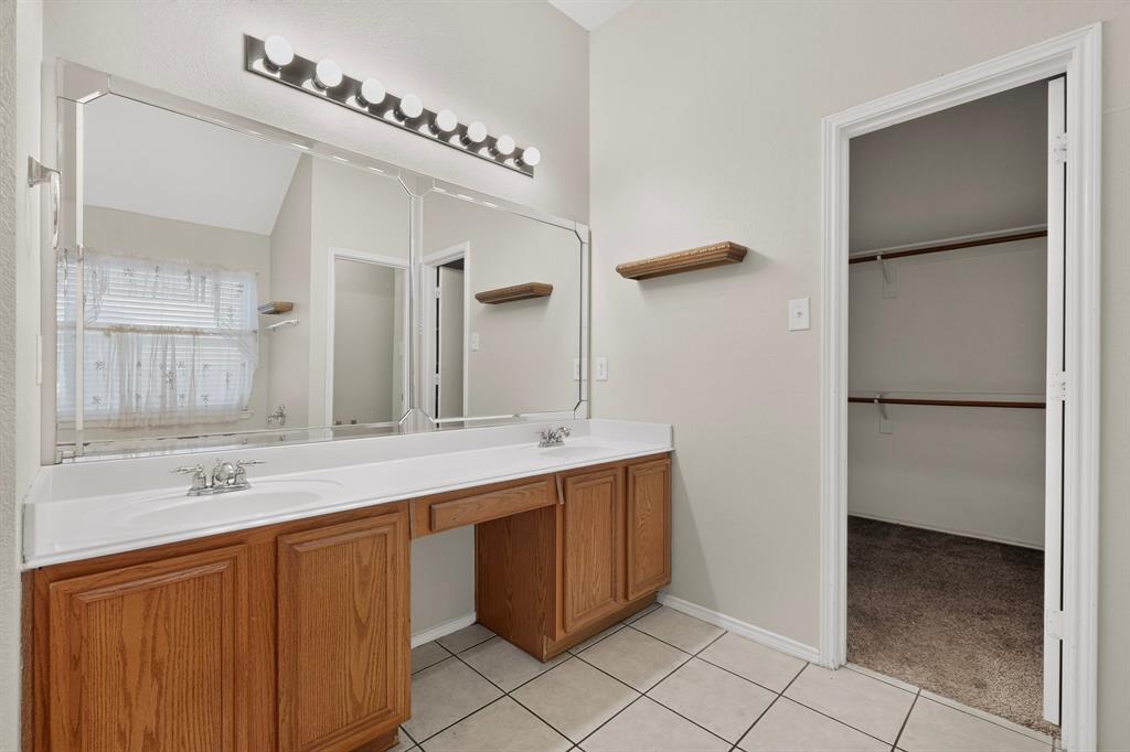 101 Wandering Drive, Forney, TX 75126