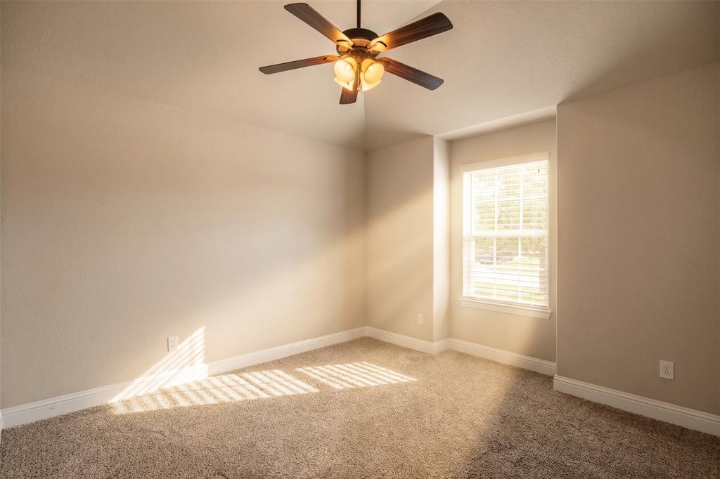 2038 Clive Drive, Granbury, TX 76048