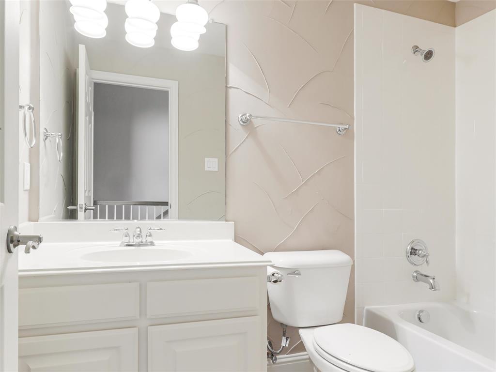 805 Barton Springs Drive, Fairview, TX 75069