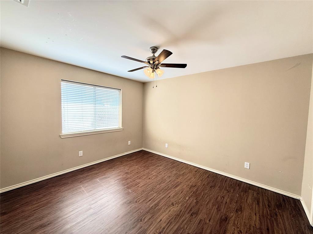 8902 Bayshore Lane, Rowlett, TX 75088