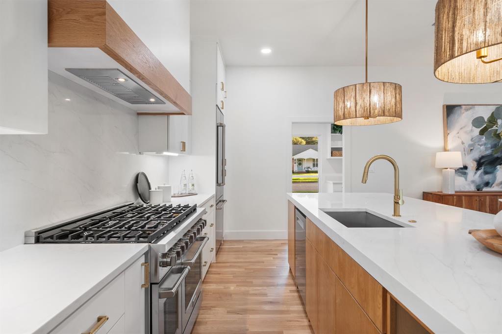 6317 E University Boulevard, Dallas, TX 75214