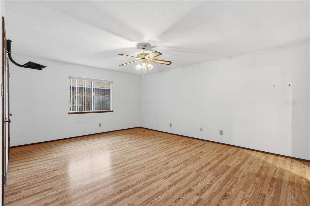 2929 Silverdale Lane, Garland, TX 75044