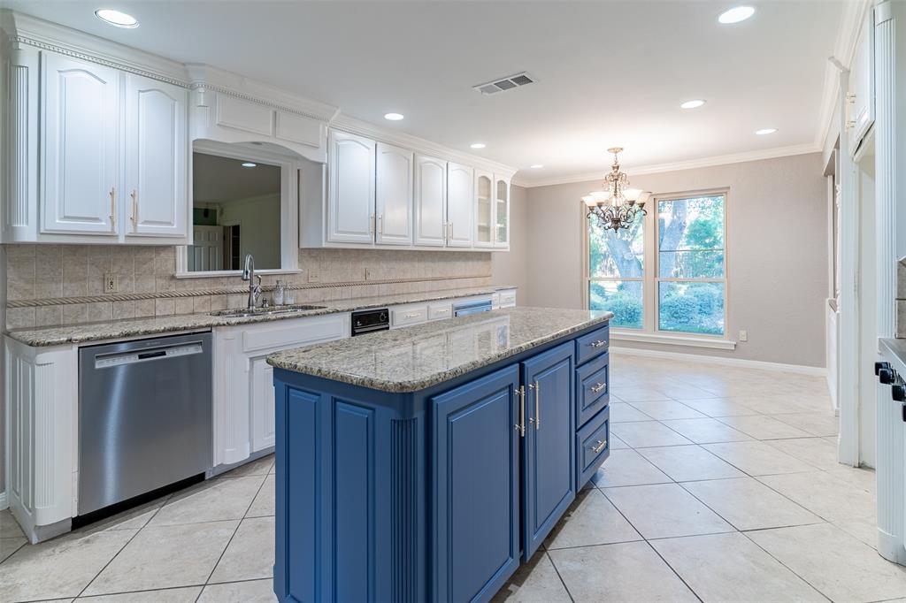 3400 Dever Drive, Waco, TX 76708