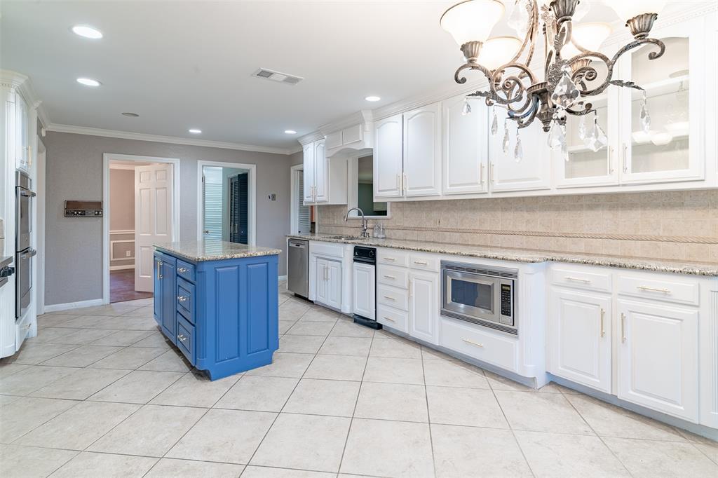 3400 Dever Drive, Waco, TX 76708