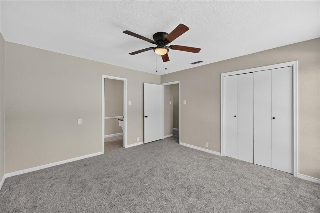 344 Woodbrook Drive, DeSoto, TX 75115
