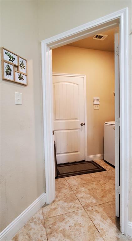 104 Rustic Oak Lane, McKinney, TX 75072