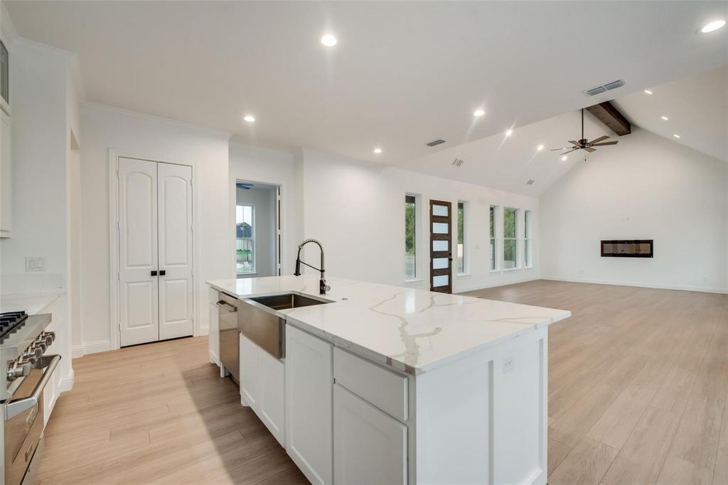 1203 Chapel Drive, Rockwall, TX 75032