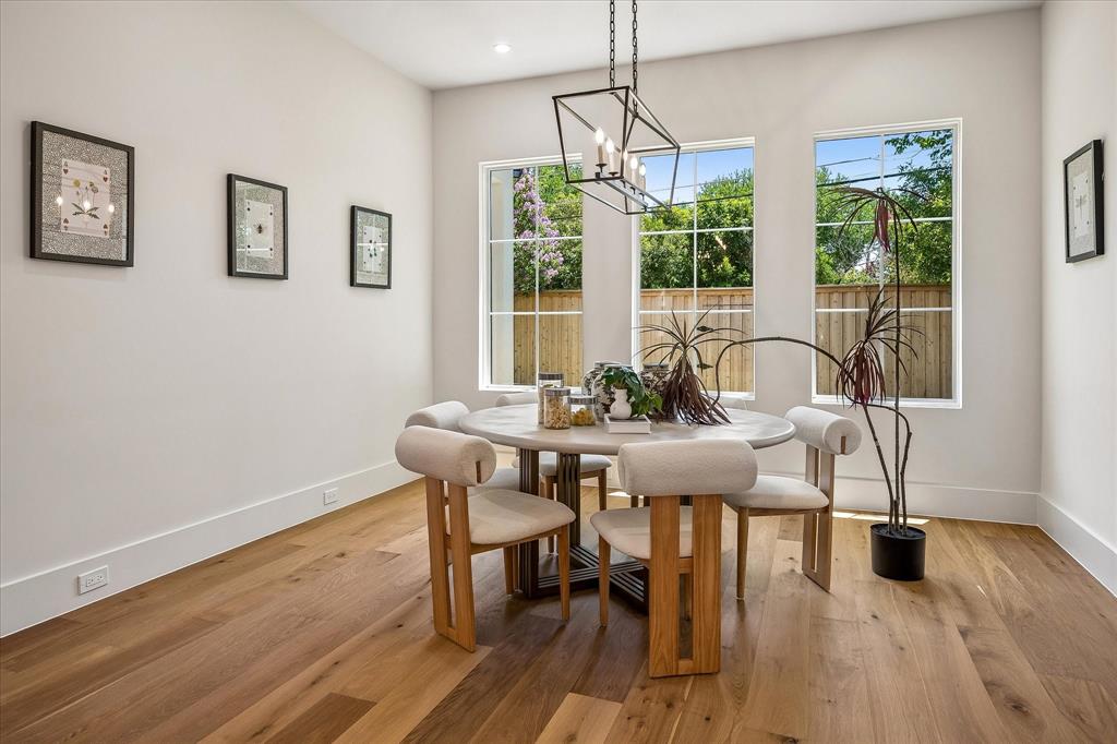 3304 Townsend Drive, Dallas, TX 75229