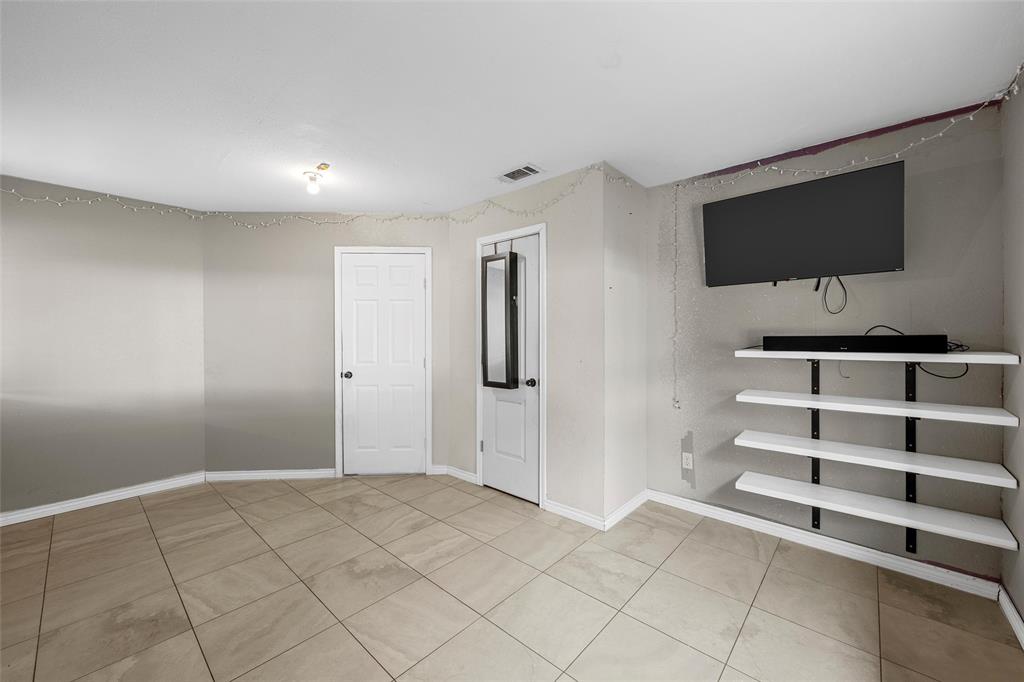 1002 Caron Street, Robinson, TX 76706