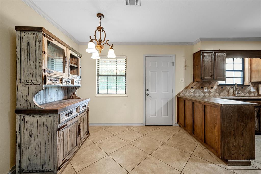 1002 Caron Street, Robinson, TX 76706