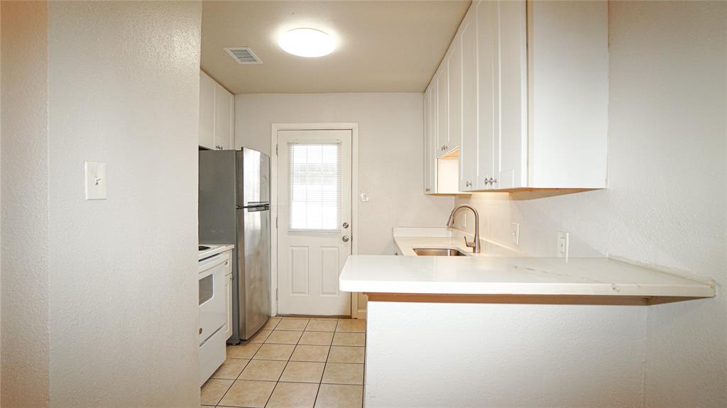 5638 Marina Drive, #22, Garland, TX 75043 5638 Marina Drive, #22, Garland, TX 75043