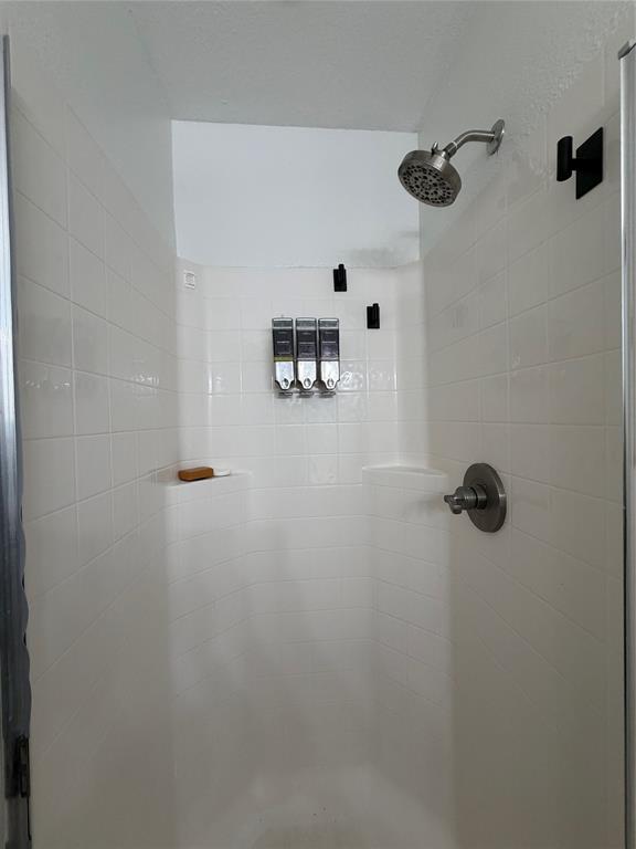 2648 Carmen Drive, Grand Prairie, TX 75052 2648 Carmen Drive, Grand Prairie, TX 75052