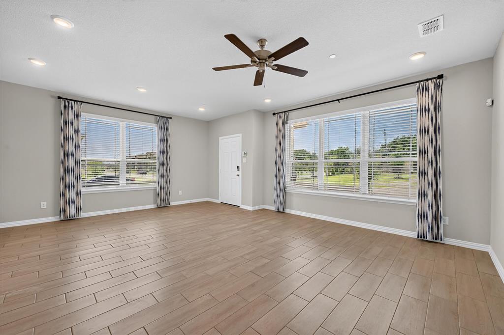3001 Percheron Drive, Mesquite, TX 75150