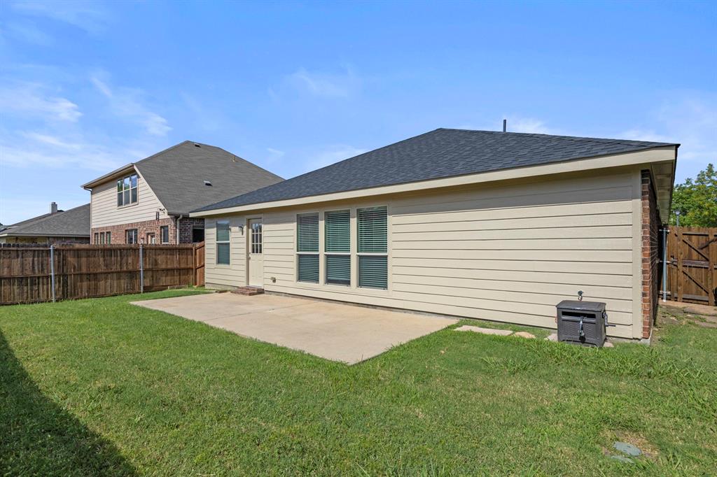 2041 Shady Glen Trail, Princeton, TX 75407