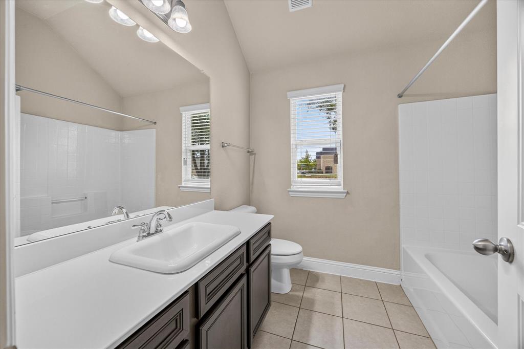 601 England Street, Fate, TX 75189 601 England Street, Fate, TX 75189