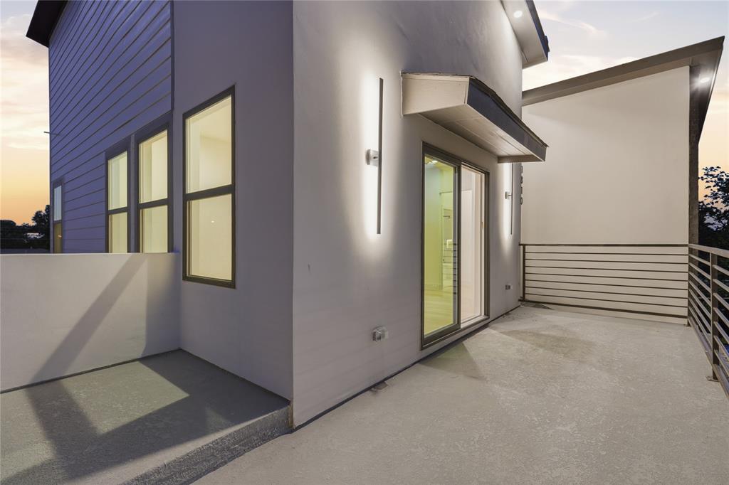 1810 Bickers Street, Dallas, TX 75212