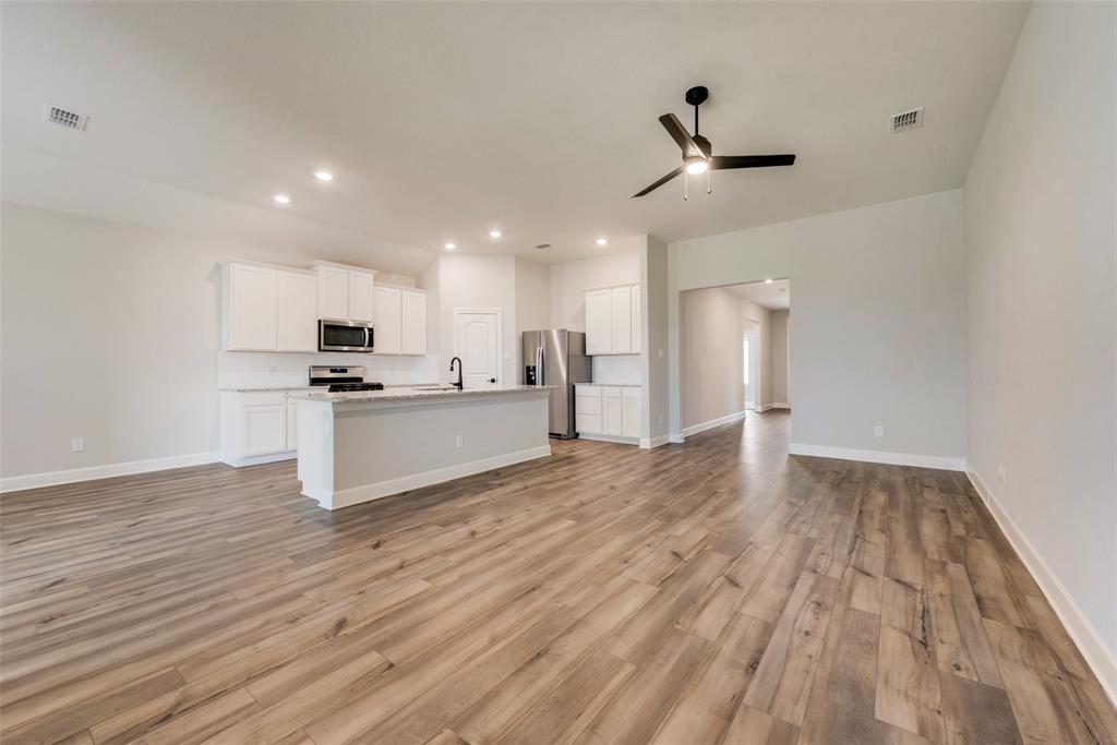 800 Jackel Drive, Anna, TX 75409 800 Jackel Drive, Anna, TX 75409