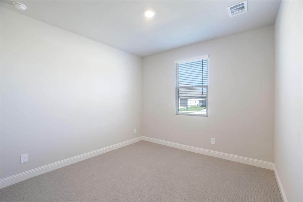 Photo is not of the actual home, but is an inspirational photo of builder’s model home and may depict options, furnishings, and/or decorator features that are not included.