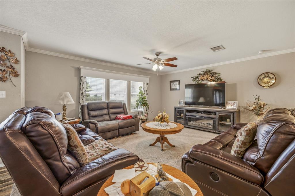 2914 Oak Court, Granbury, TX 76048