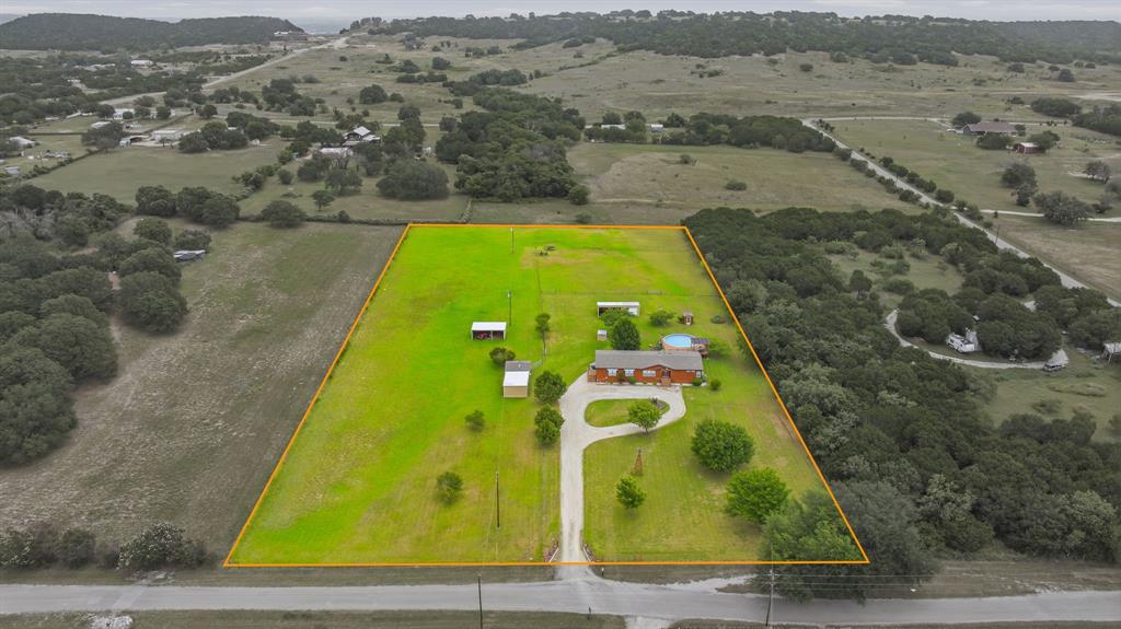 2914 Oak Court, Granbury, TX 76048