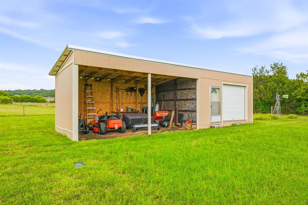 2914 Oak Court, Granbury, TX 76048
