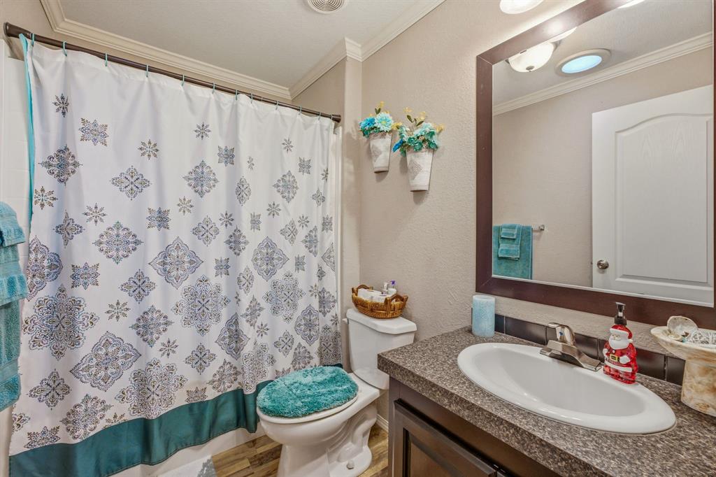 2914 Oak Court, Granbury, TX 76048