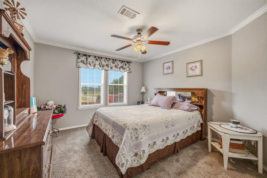 2914 Oak Court, Granbury, TX 76048