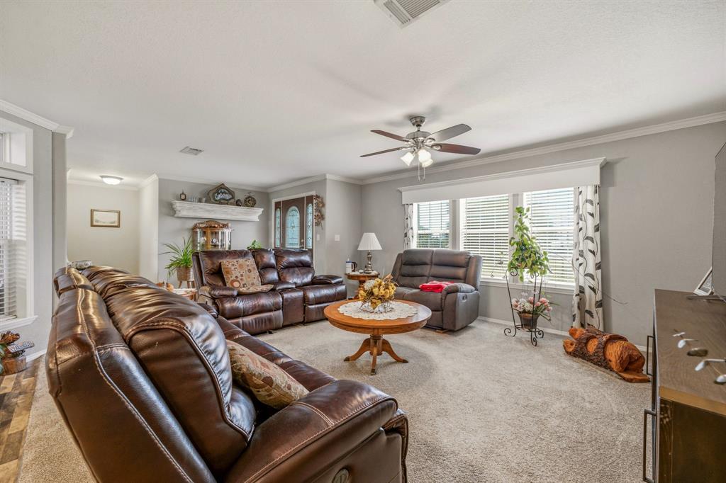 2914 Oak Court, Granbury, TX 76048