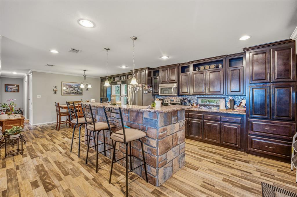 2914 Oak Court, Granbury, TX 76048