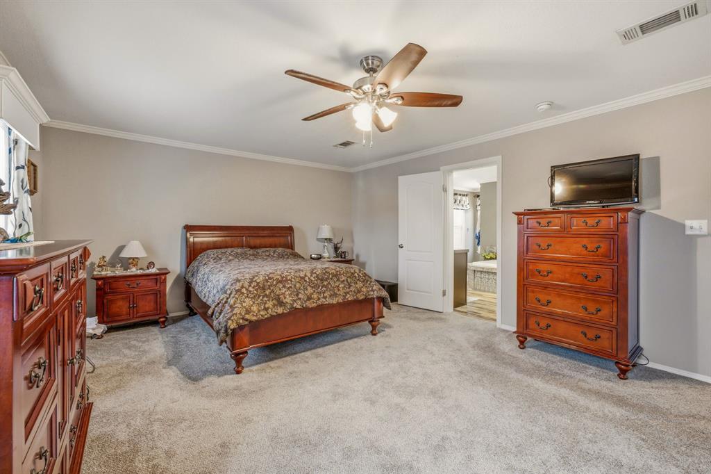 2914 Oak Court, Granbury, TX 76048