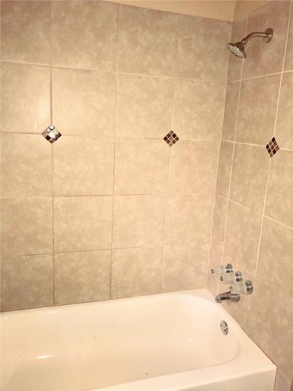 932 Harlandale Avenue, #932, Dallas, TX 75216