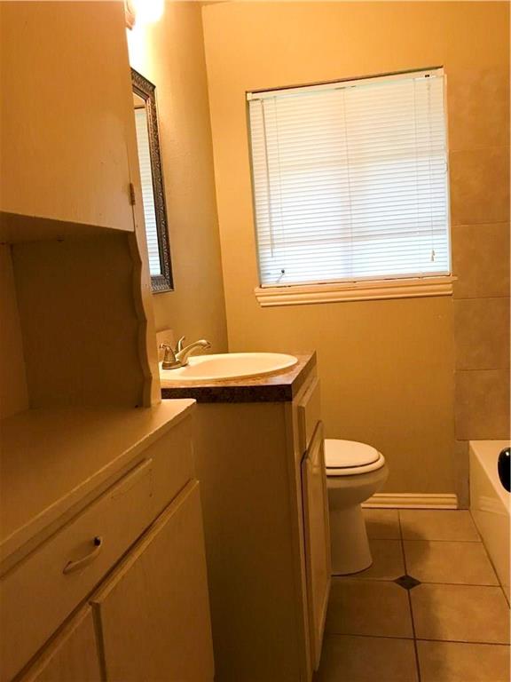 932 Harlandale Avenue, #932, Dallas, TX 75216