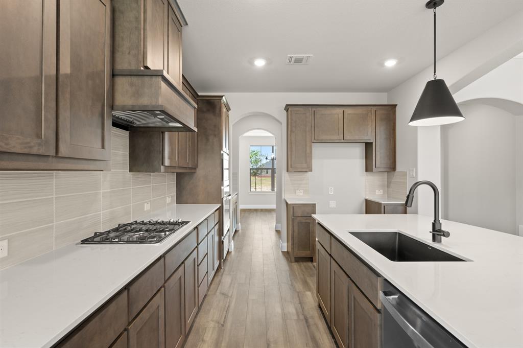 DFW-Redden Farms-Concept 3135-404 Brahman Lane-Kitchen-Risewell Homes-2