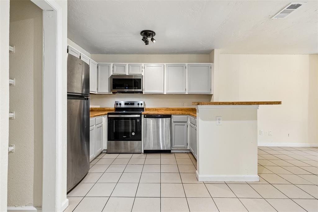 6108 Abrams Road, #610, Dallas, TX 75231