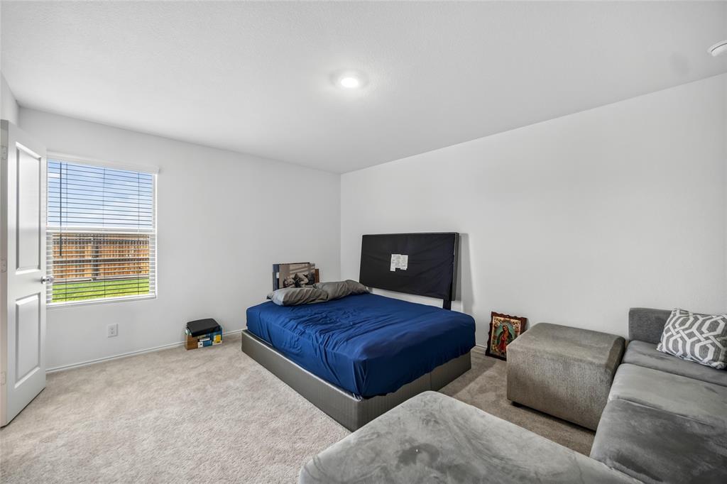 1438 Dovekie Drive, Forney, TX 75126