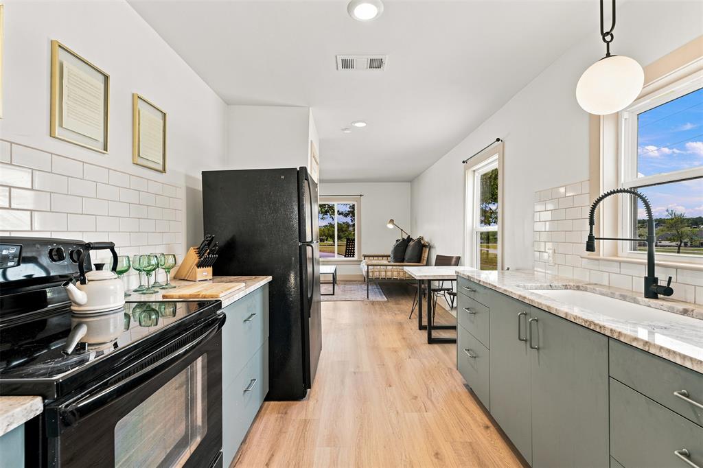 guest house kitchen