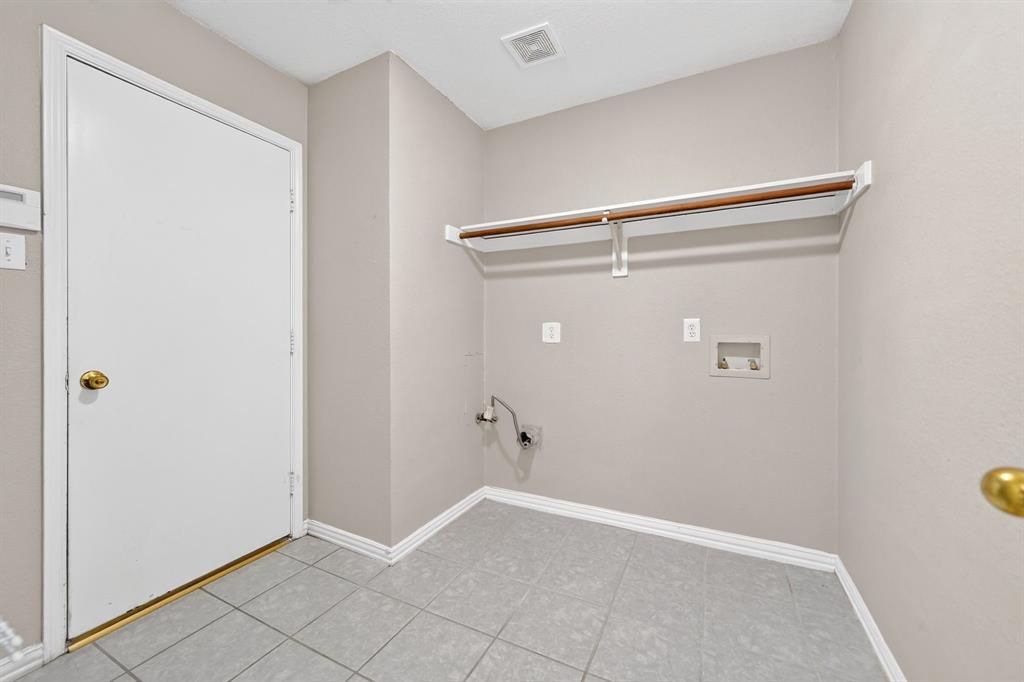 2713 Planetree Drive, Rowlett, TX 75089